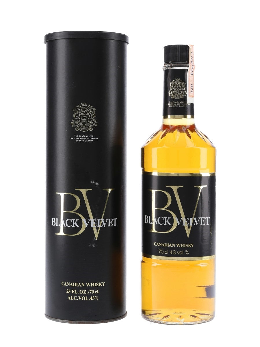 Black Velvet 5 Year Blended Canadian Whisky - Distilled 1974 / Bottled 1979 (40%, 75cl) product bottle
